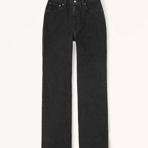 Brand new Abercrombie 90’s Straight Ultra High Rise Curve Love size 29